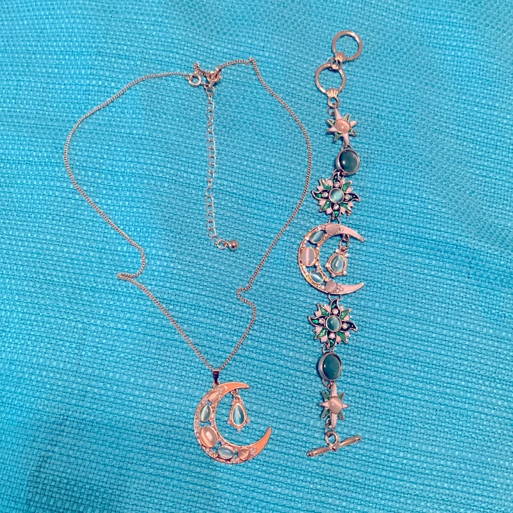 Necklace and Bracelet Set Moon and Stars, Beautiful Stones